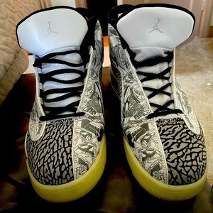 Jordan Shoes - *RARE GLOW IN THE DARK PAIR*